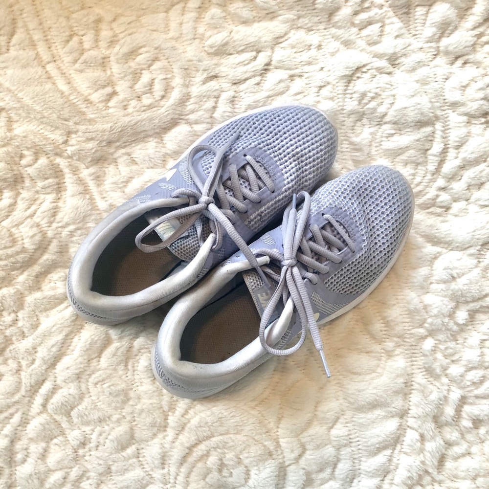 Nike women’s Revolution 4 Running Shoes